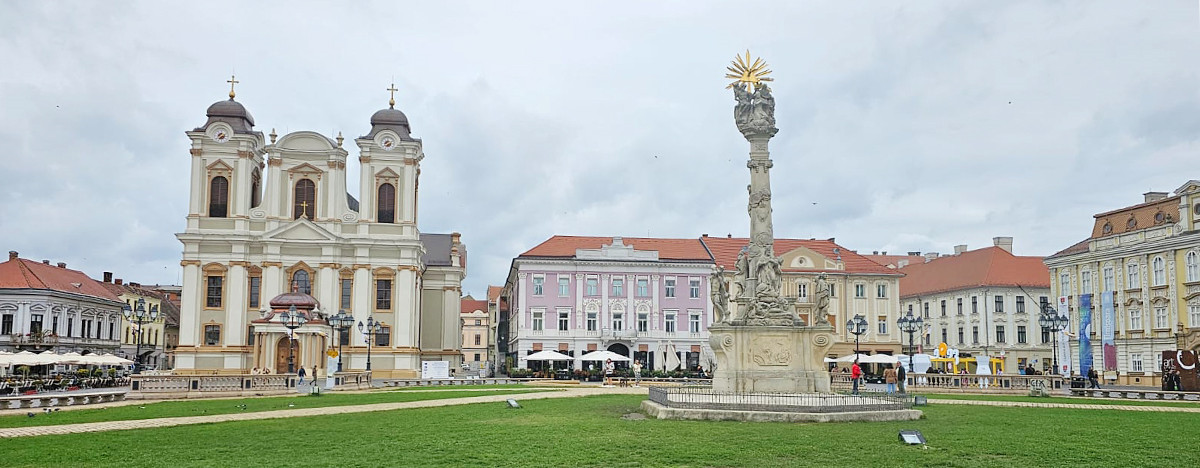 Car Hire TIMISOARA AIRPORT near me