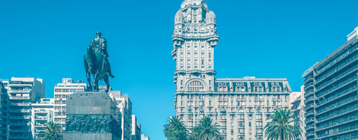 Car Hire Montevideo Downtown near me